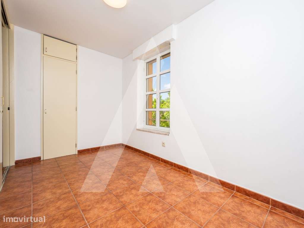 Apartamento T4 próximo ás escolas - Ovar-16