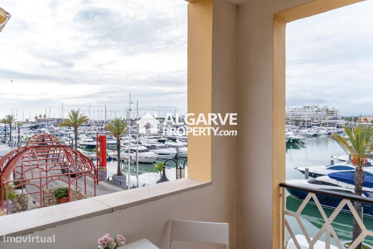 Fantástico T2 com vistas deslumbrantes para a Marina em Vilamoura - Grande imagem: 5/26