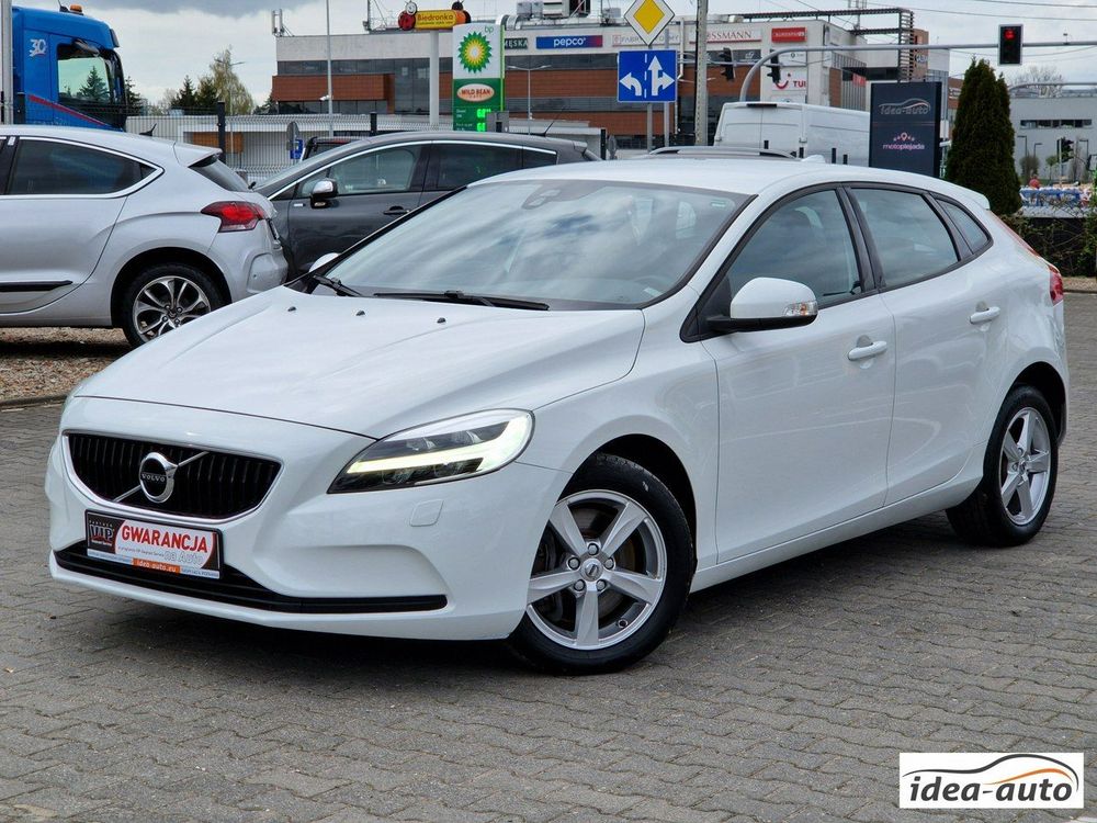 Volvo V40 II D2 Drive-E Kinetic 2017