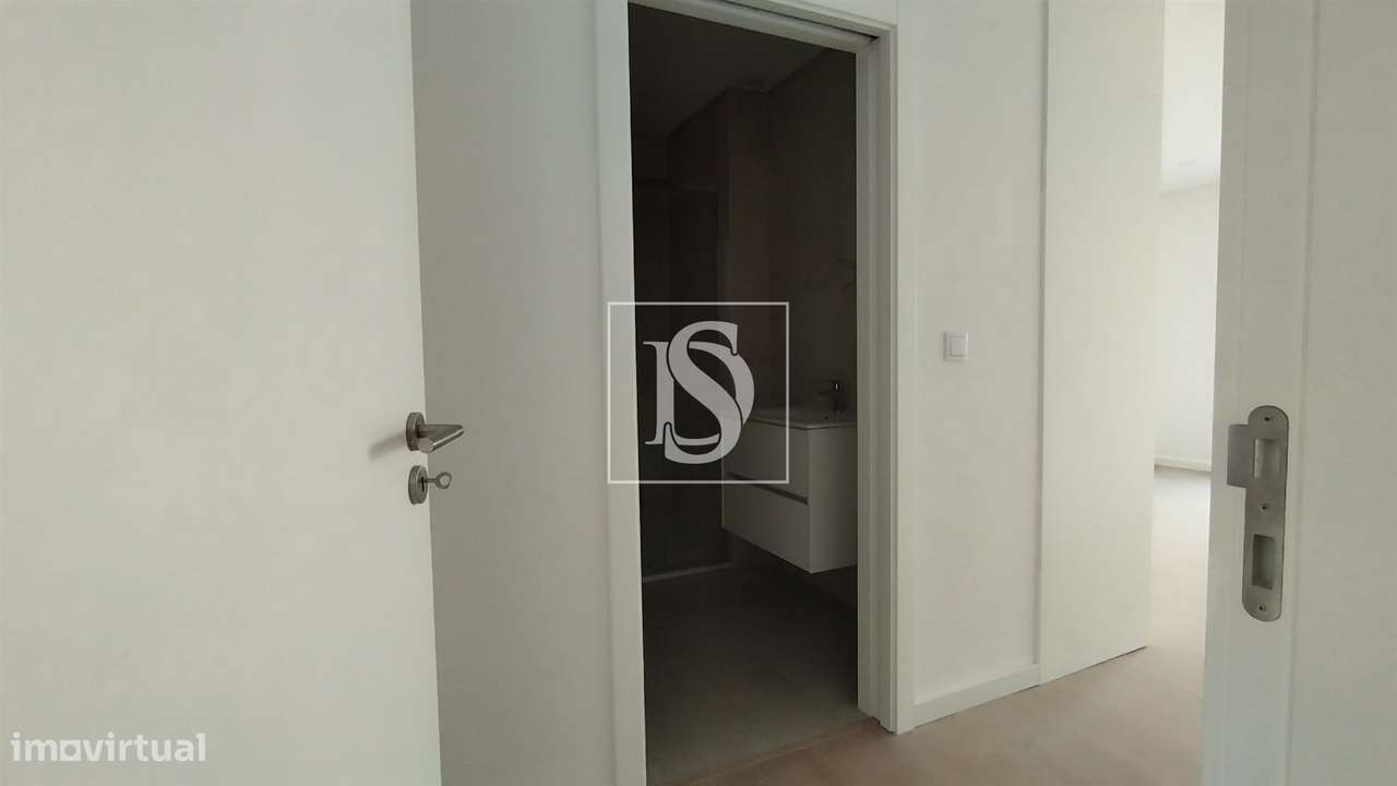 Apartamento T2 Venda em Esgueira,Aveiro-23