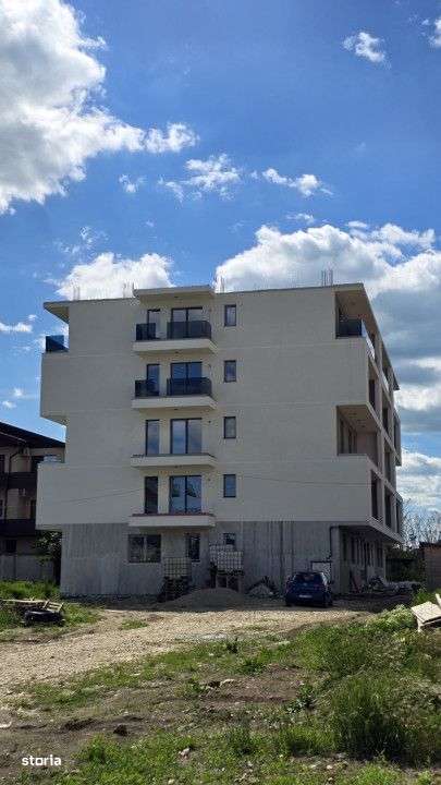 MAMAIA SAT | GARSONIERA CU CURTE | LA CHEIE - Imagine principală: 5/6