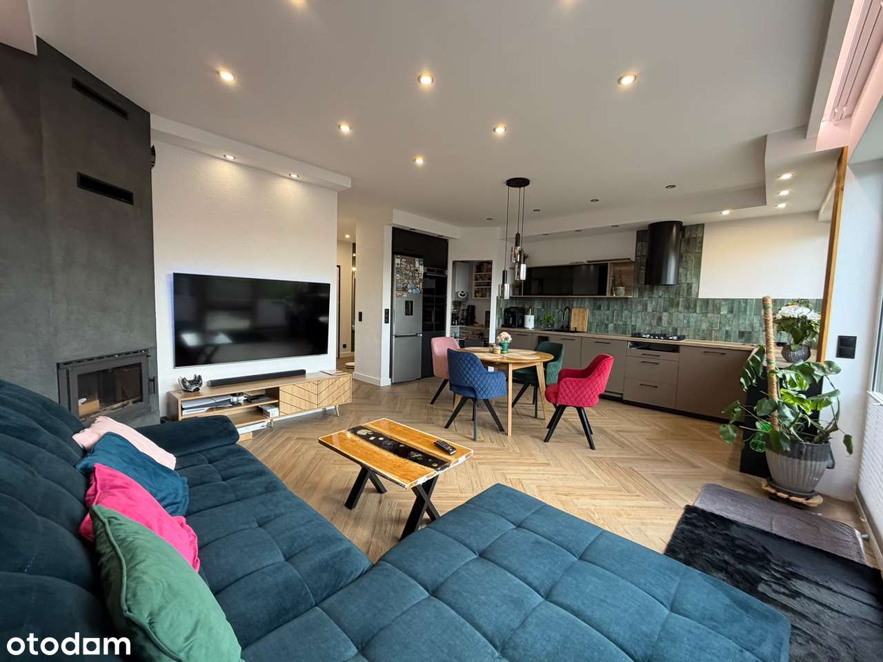 Dom szeregowy / ul. Tetmajera /5pokoi/ 128m2/miejsce prakingowe