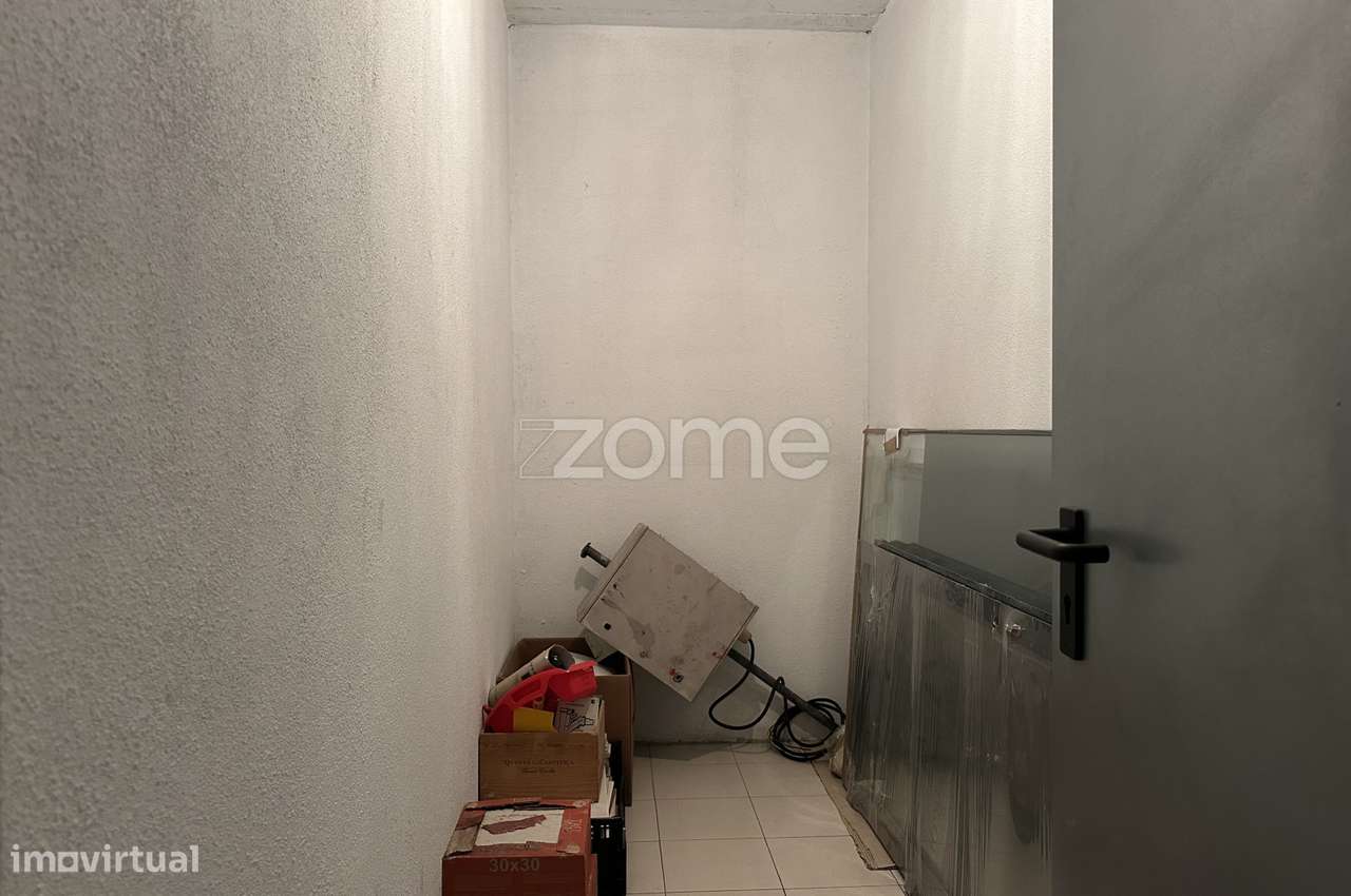 Trespasse de restaurante, em Carnaxide-23
