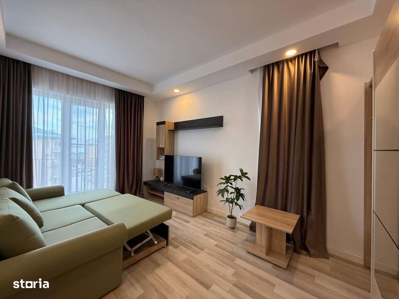 COSMOPOLIS - Garsoniera, mobilata si utila-0