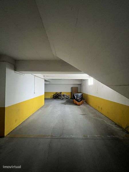Lugar de garagem para 2 carros, Torres Vedras - Grande imagem: 4/6