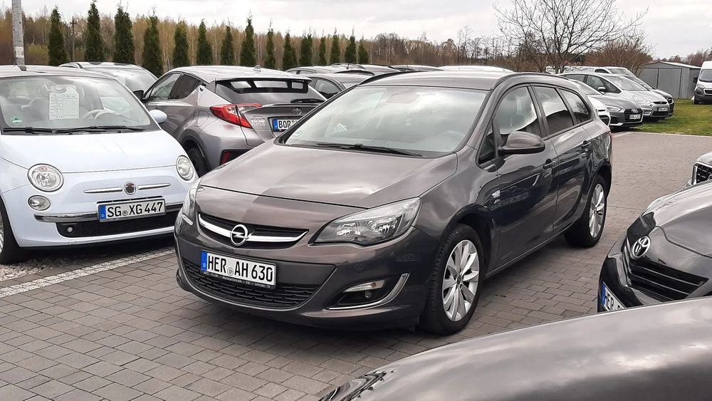 Opel Astra J 1.4 Turbo 2013
