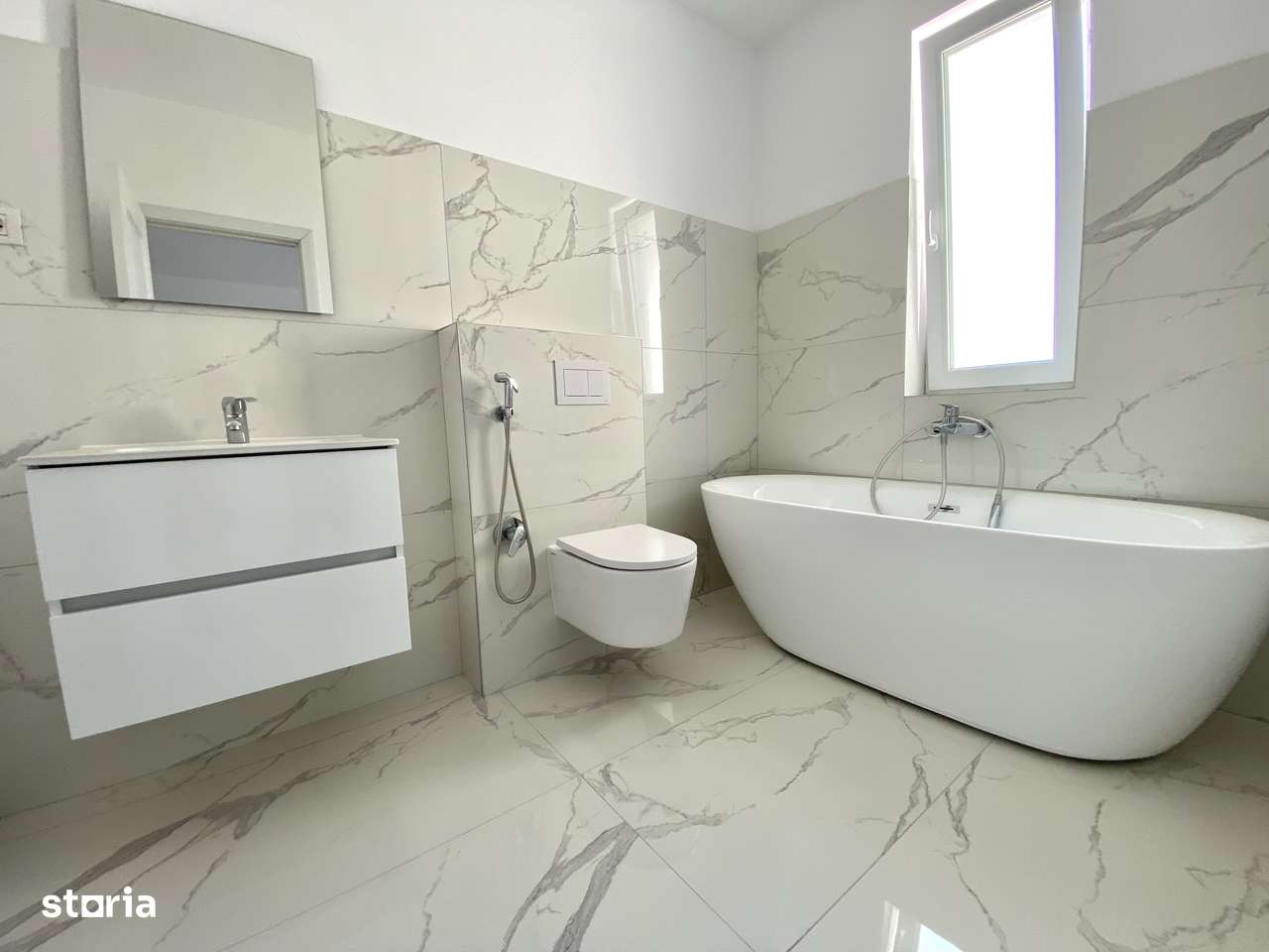 Duplex pe parter langa Timisoara | 3 camere si 2 bai | Perete dublu - Imagine principală: 4/12