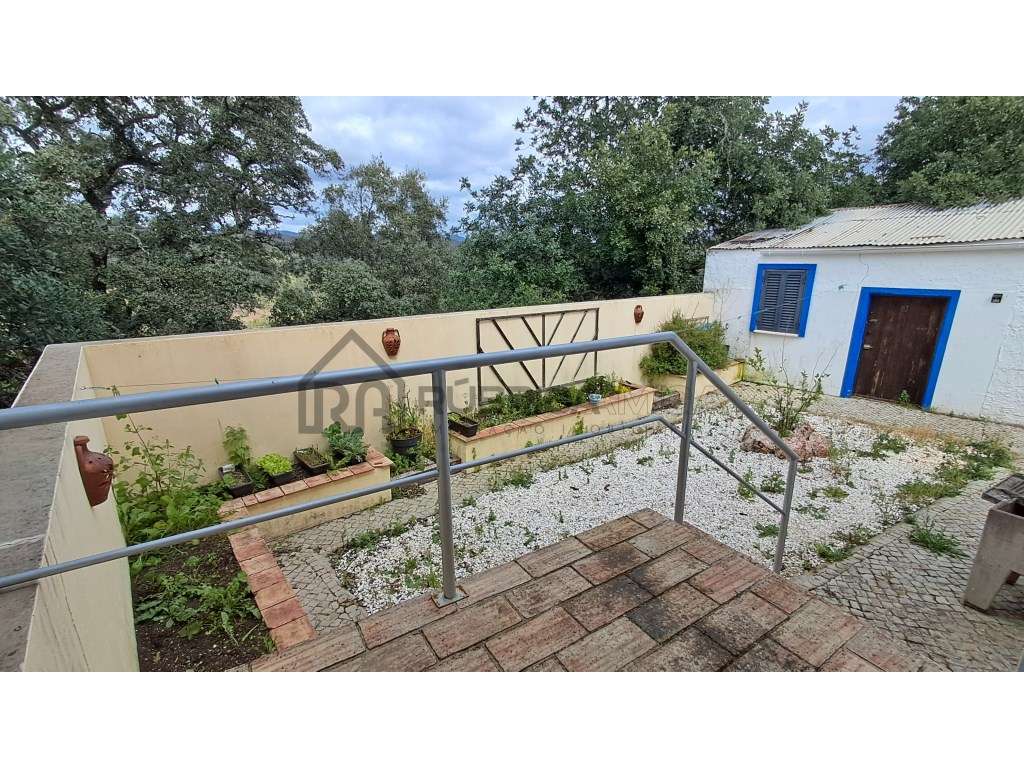 Moradia Renovada no Campo com anexos, Vista Desafogada e Grande Pot...-27