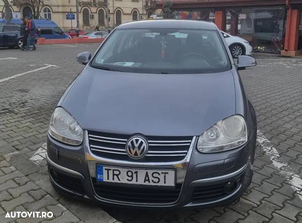 Volkswagen Jetta 1.6 TDI DPF Comfortline - 3