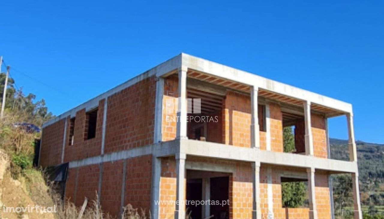 Venda de moradia V3 em construção, Calheiros, Ponte de Lima