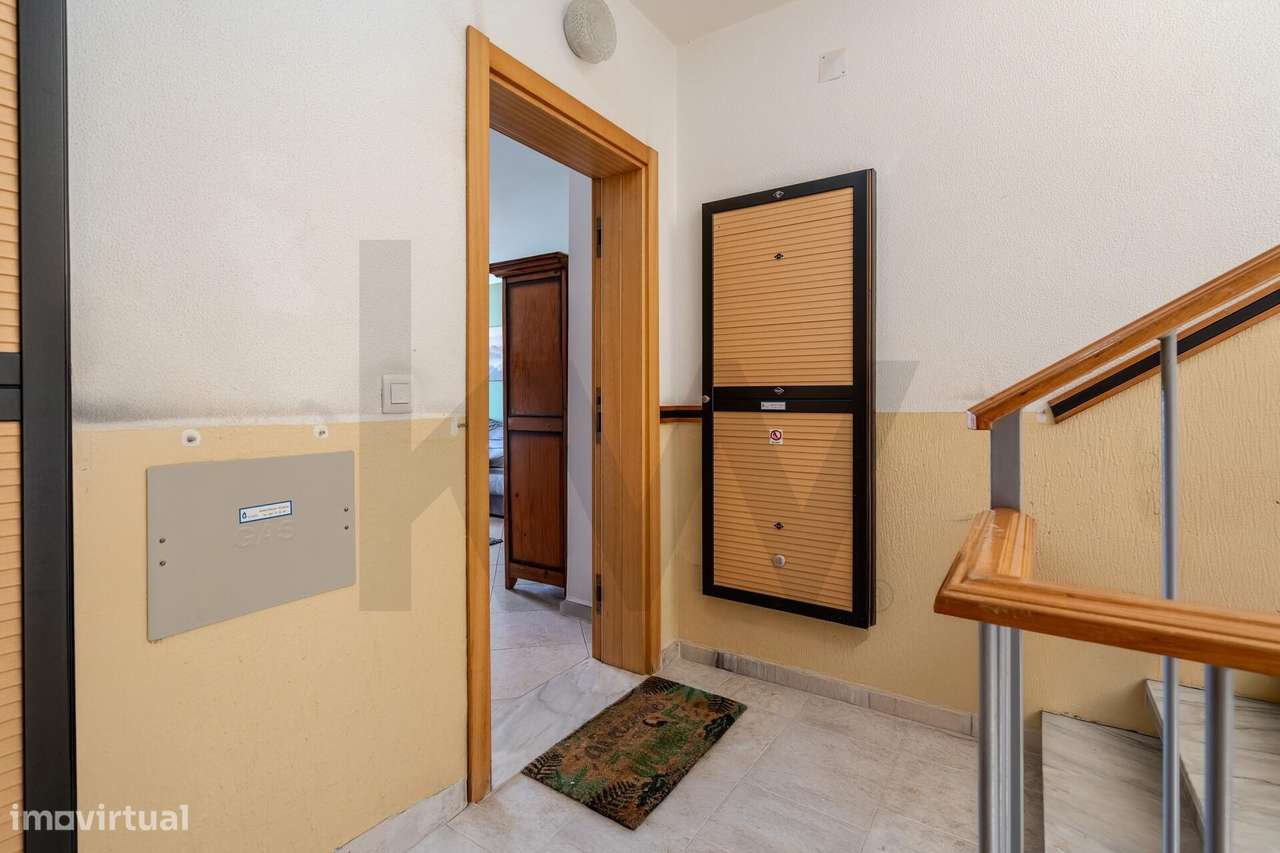 Apartamento T2 à venda na Quinta do Conde - Grande imagem: 3/25