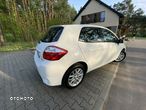 Toyota Auris 1.6 Premium + - 5