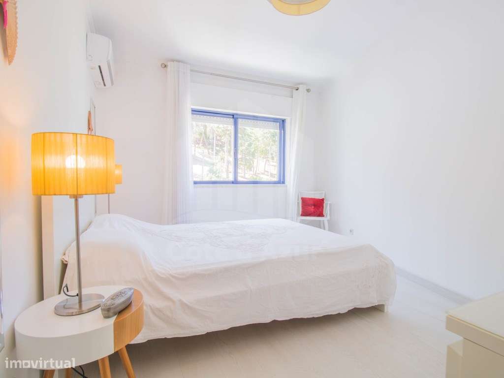 Apartamento T3 com garagem box, Sesimbra-16
