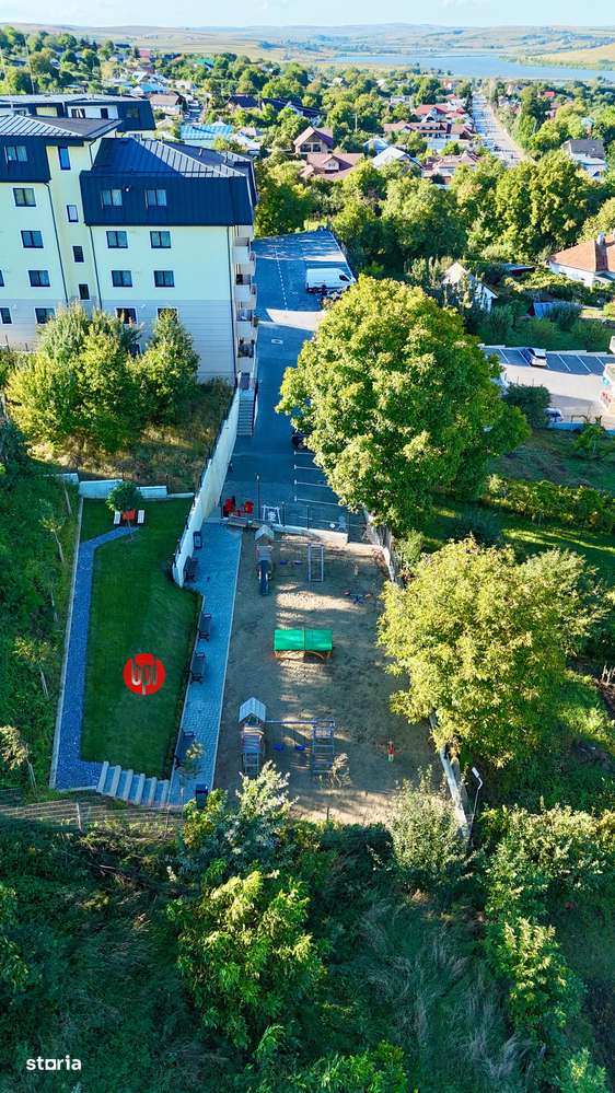 SE VINDE Apartament cu 4camere+boxa+3locuri de parcare, in Falticeni-16