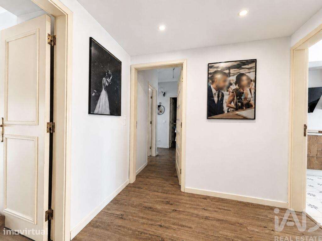 Apartamento T4 em Amora de 122 m2-6