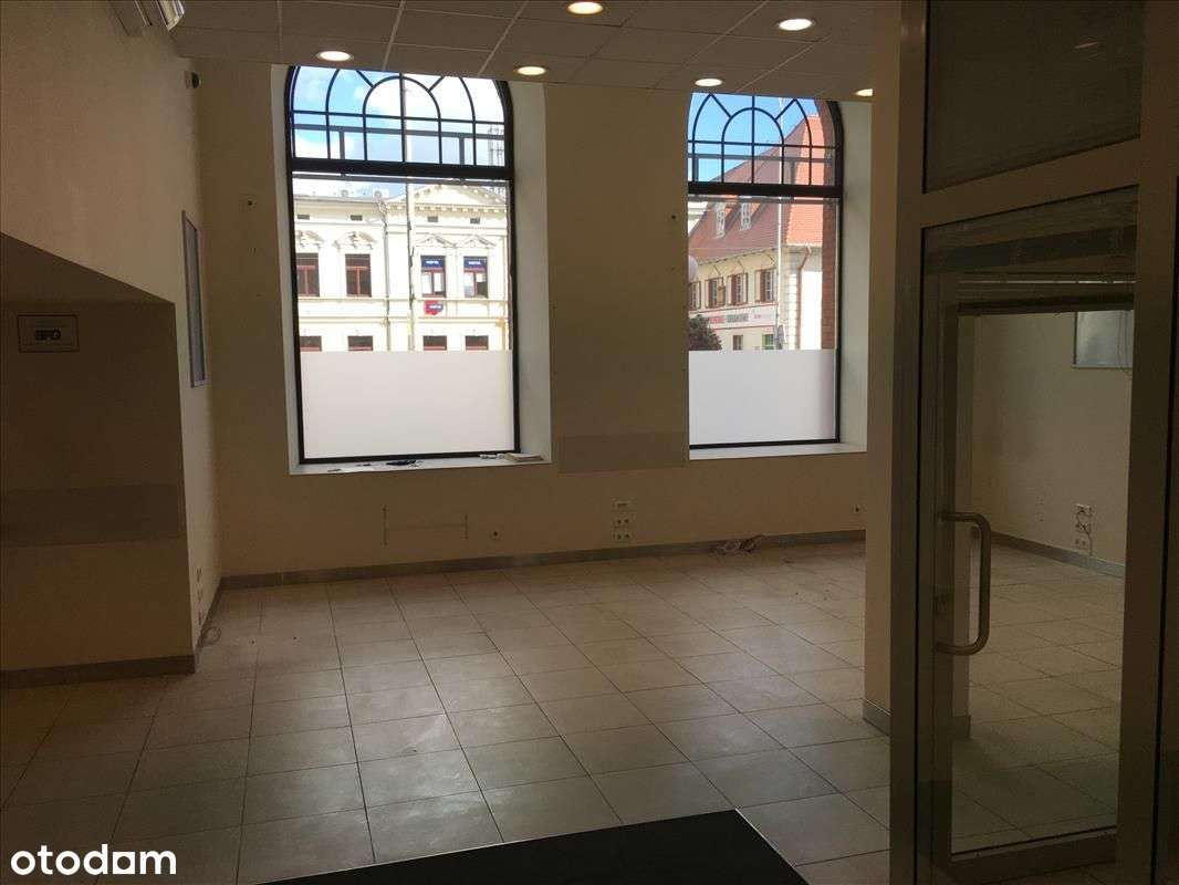 Powierzchnia Biurowo-Handlowa w Samym Centrum Pabianic - Zamkowa 4 - Pełny obrazek: 4/7