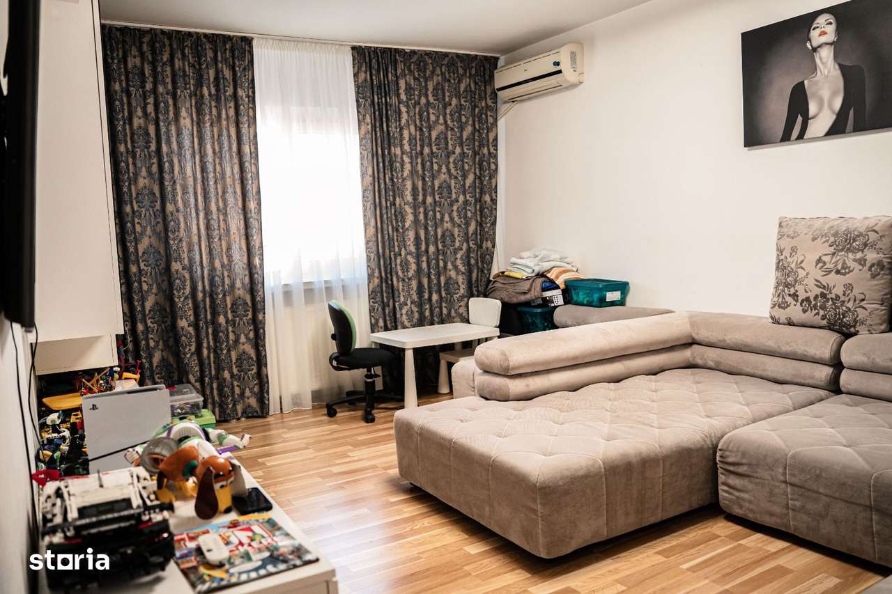 Apartament de 2 camere, decomandat, zona Cug-1