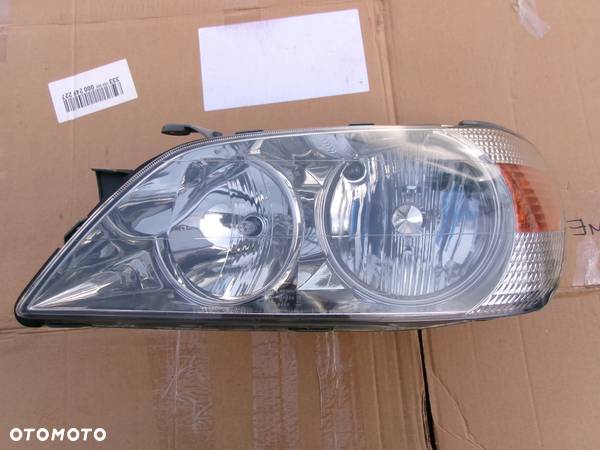 LAMPA PRZÓD LEWA  LEXUS IS  99-05 - 1