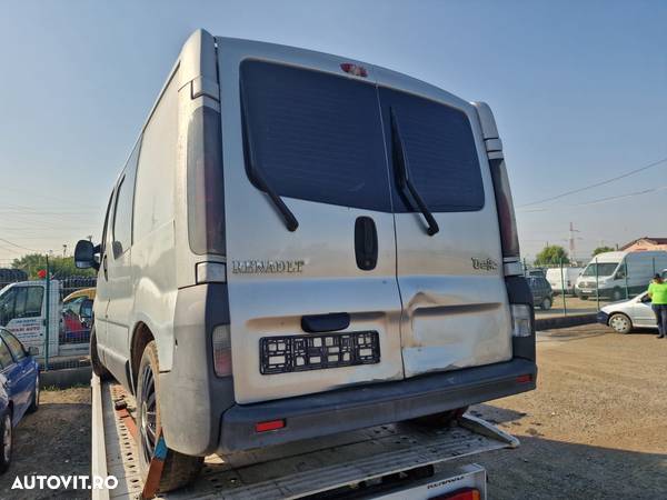 Dezmembram Renault Trafic, an 2003, 1.9 DCI, cutie manuala 5 trepte - 6