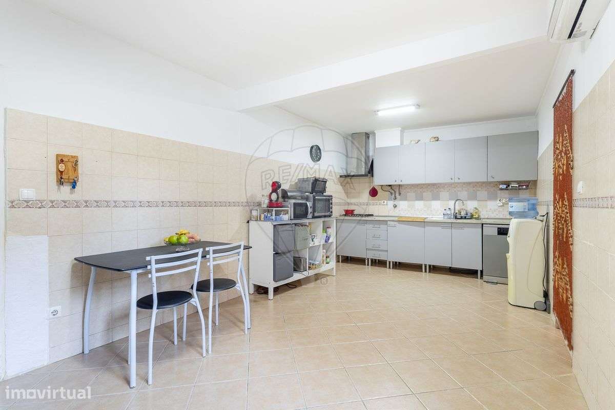 Moradia T4 para venda - Grande imagem: 4/17