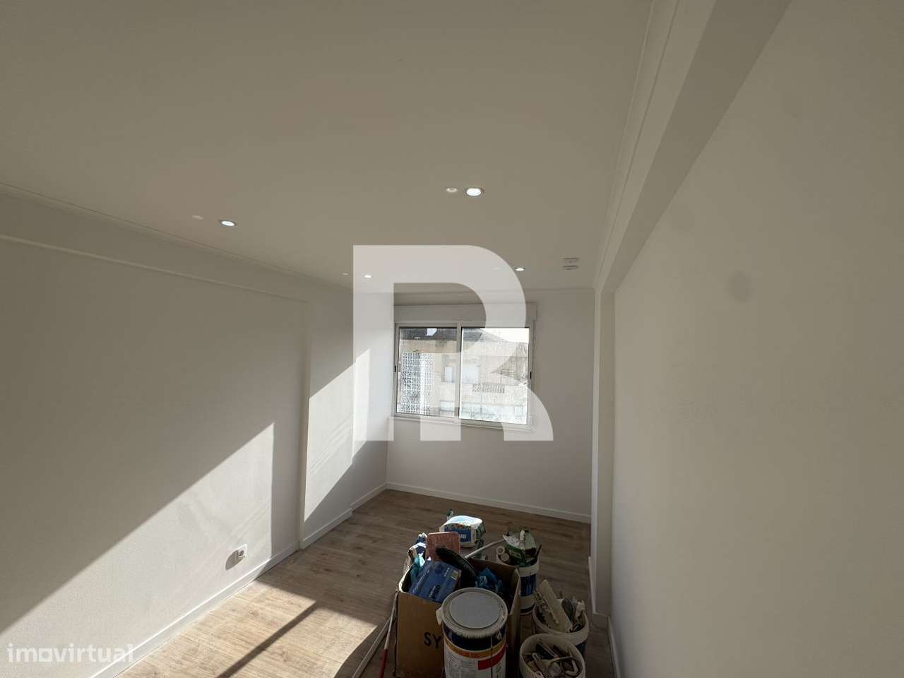 Apartamento T2 remodelado na Amadora - Grande imagem: 3/13