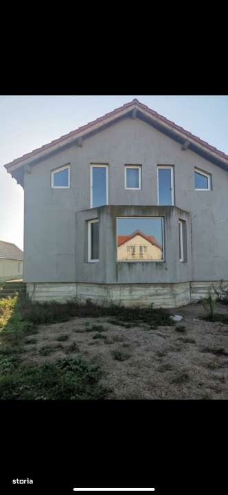 De vanzare casa cu 3 dormitoare, 10 arii de teren,15 ml Front, sat Dec - Imagine principală: 2/10