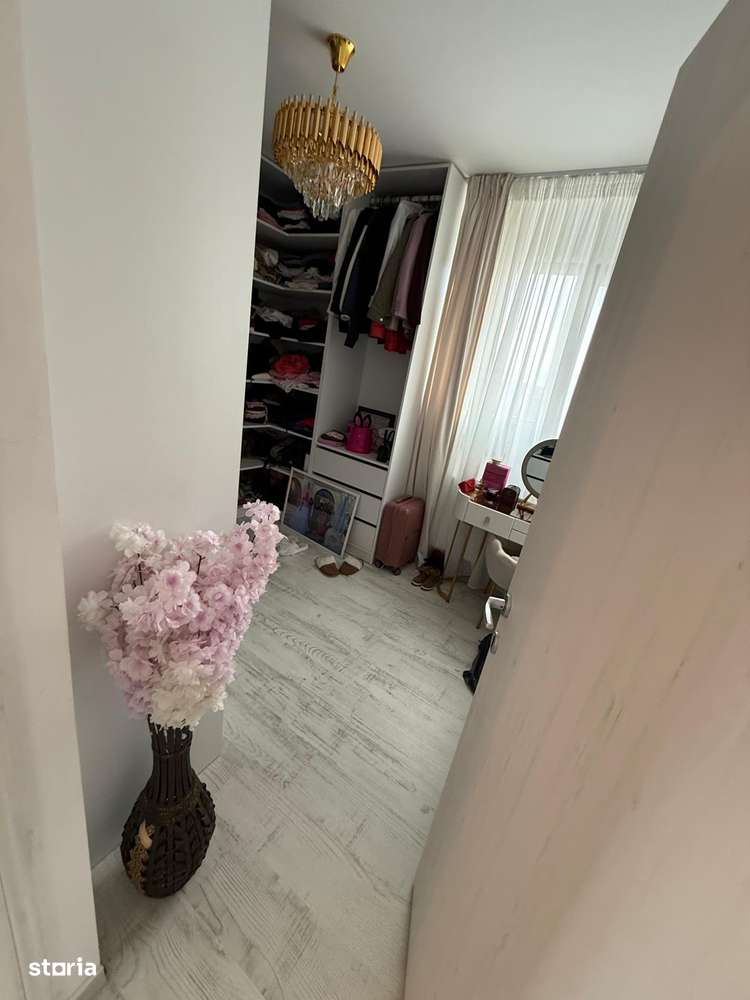 < Casa individuala P+1E > 4 camere 2 bai teren 405mp MUTARE IMEDIATA-11