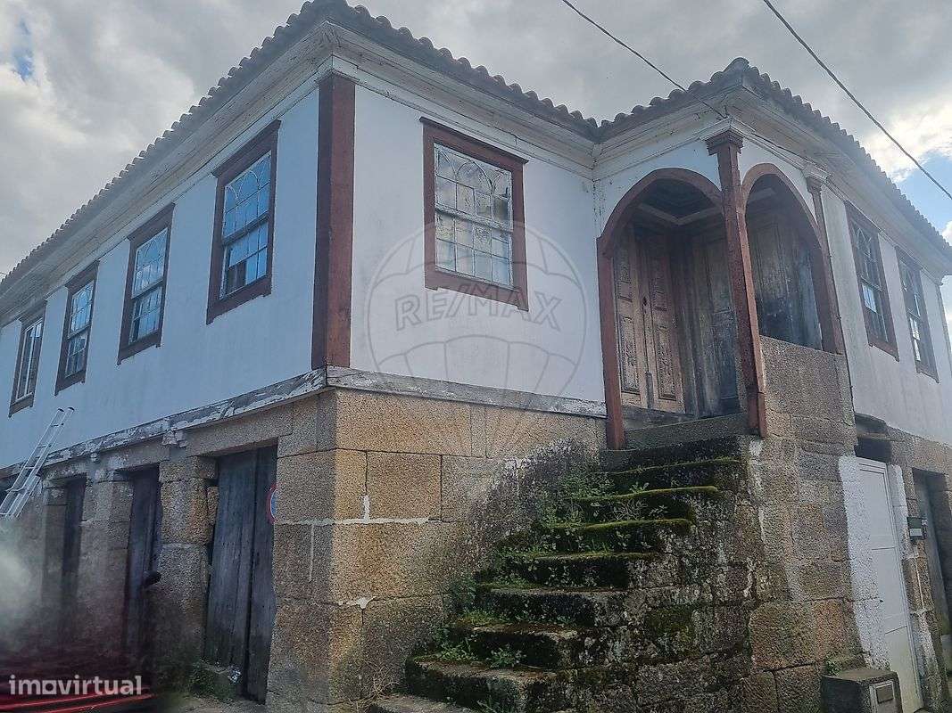 Moradia T5 para venda-5