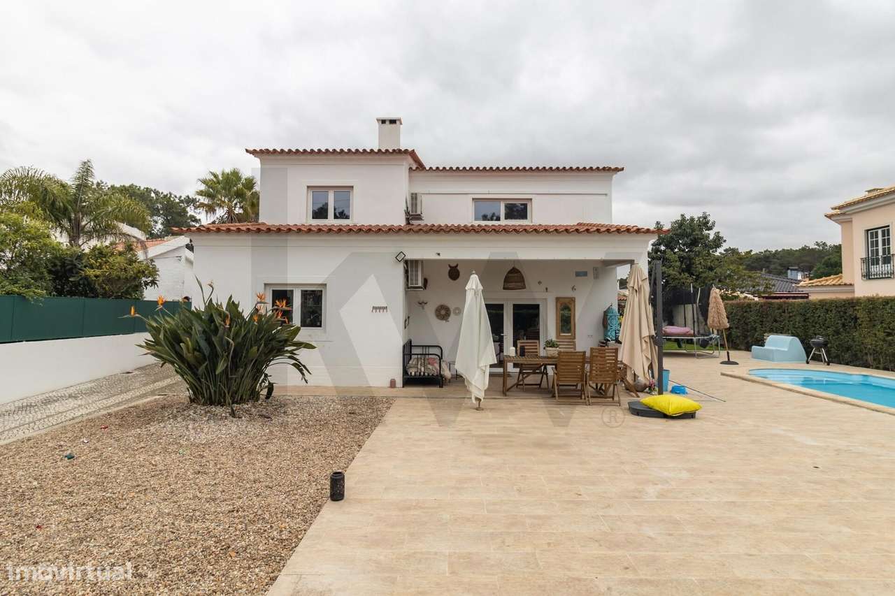 Moradia T5 independente, com piscina, na Av. Pinhal da Aroeira, Verdiz - Grande imagem: 2/60