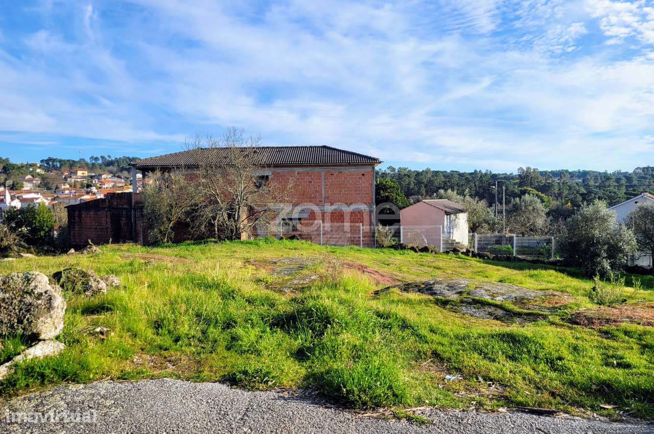 Terreno Urbano em Passos de Silgueiros - Grande imagem: 4/16