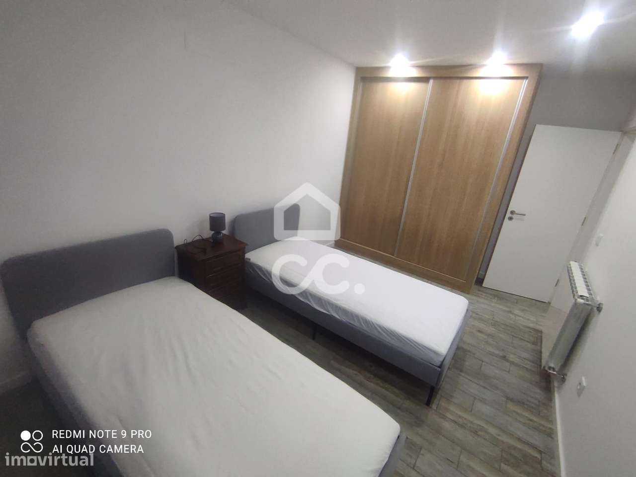 Excelente T2 como Novo no Centro | Ideal para Viver ou Investir - Grande imagem: 4/8