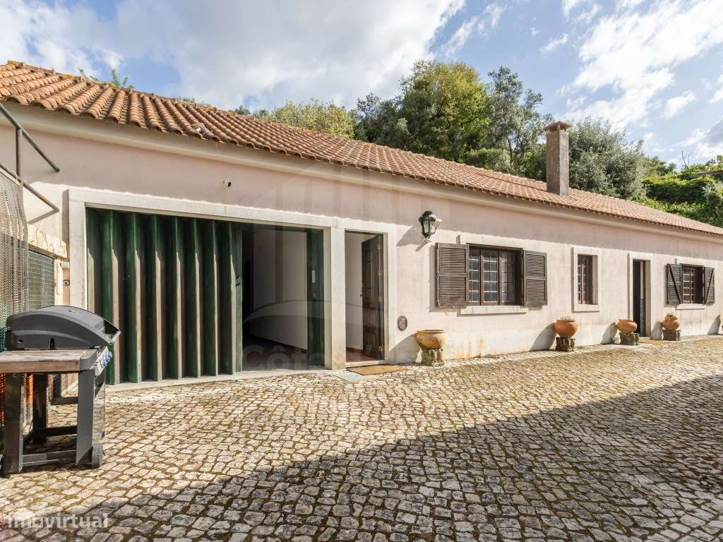 Moradia com vista panorâmica sobre Lisboa-17