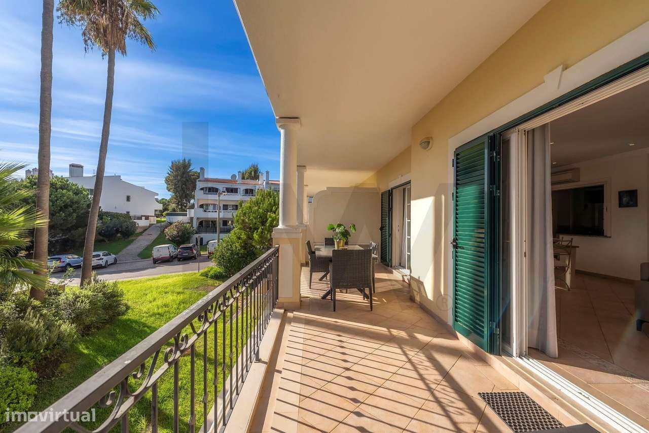 Apartamento T2 com terraço amplo virado a sul em Vale do Lobo, a 4 min-40