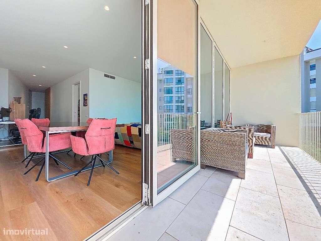 Apartamento T2 com terraço e garagem em zona de Celas, Coimbra - Grande imagem: 4/15