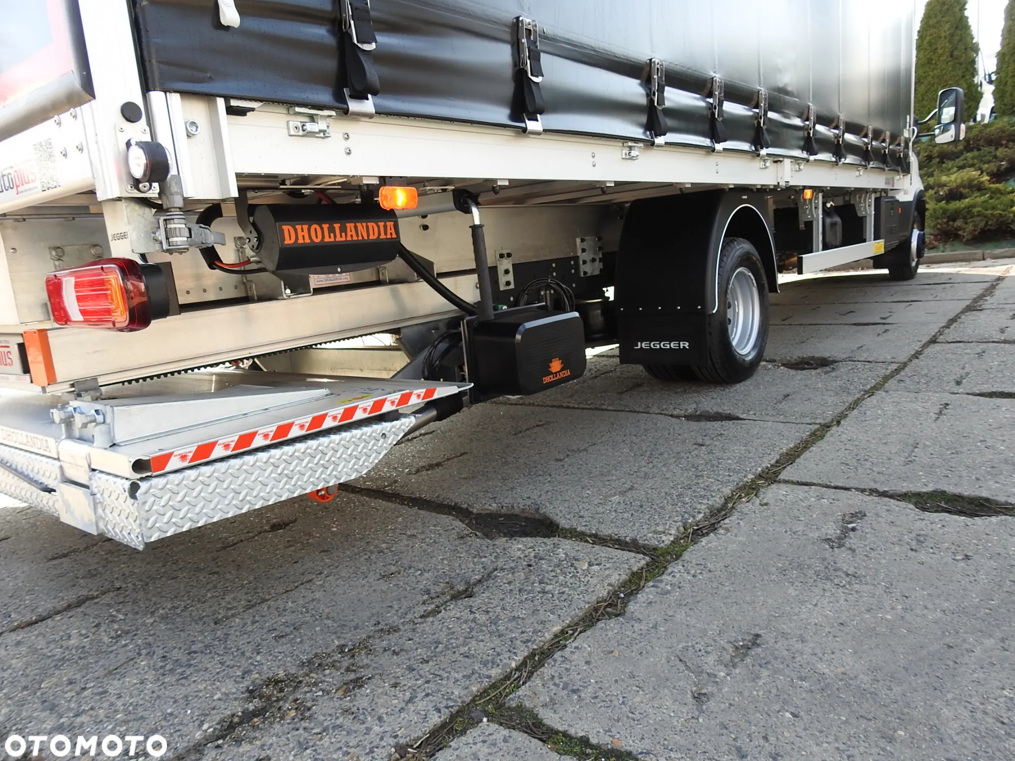 Iveco DAILY  72C180 NOWY PLANDEKA WINDA 14 PALET WEBASTO TEMPOMAT NAWIGACJA KLIMATYZACJA LEDY PNEUMATYKA AUTOMAT HI-MATIC BLIŹNIACZE KOŁA GWARANCJA 180KM [ 573597 ] - 22