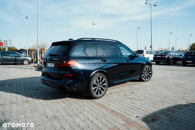 BMW X7 M50i sport - 8