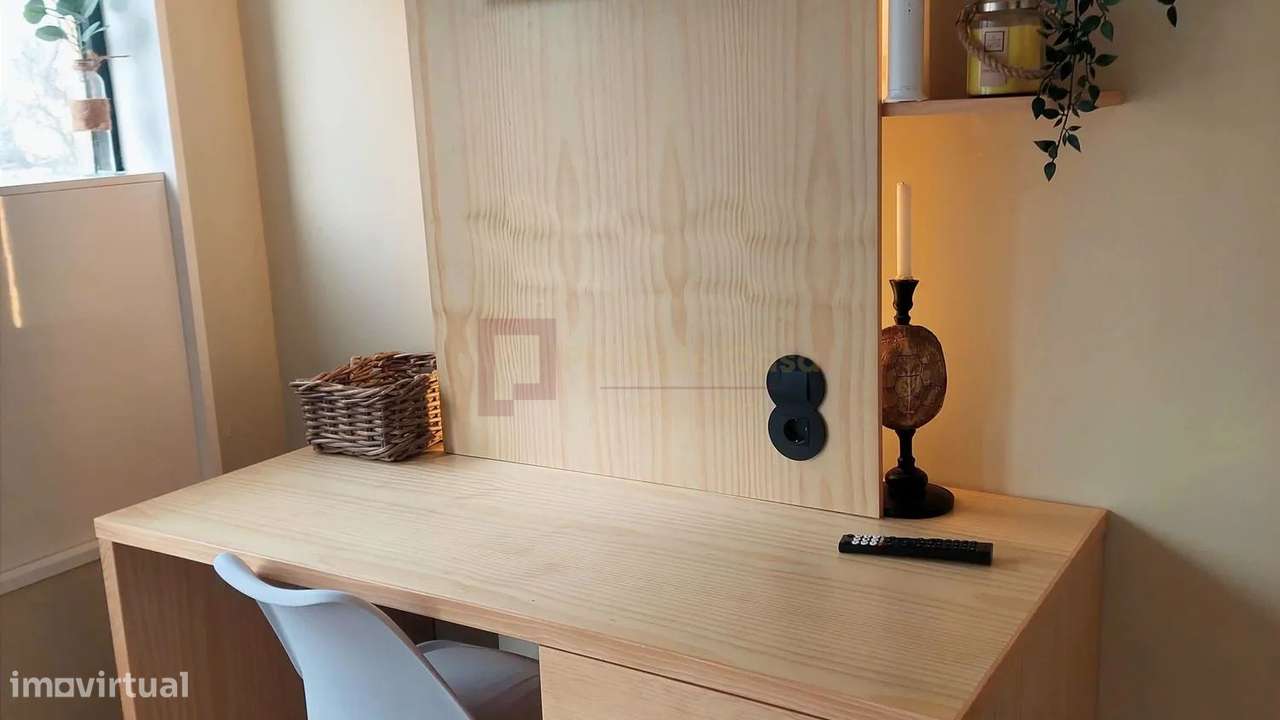 Apartamento T0+1 Mobilado Porto-23