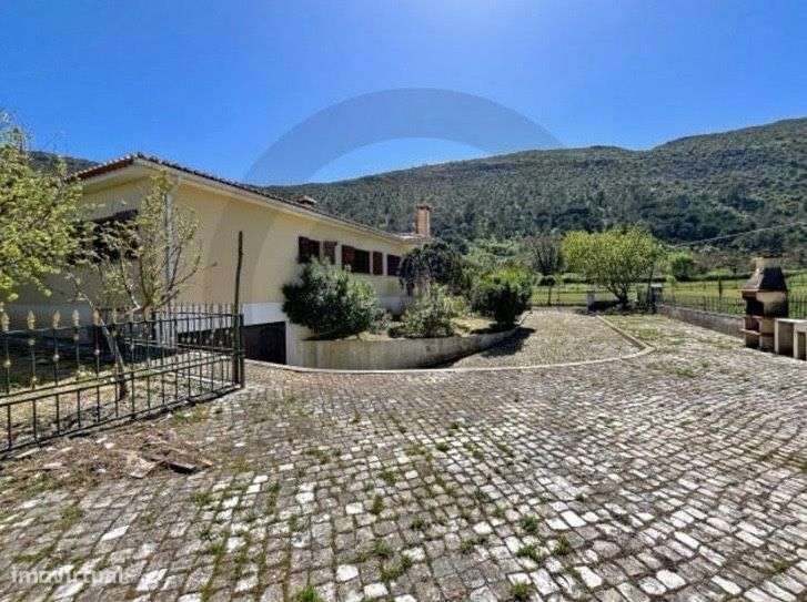 Moradia T4+T1 Alcanena - Grande imagem: 4/12