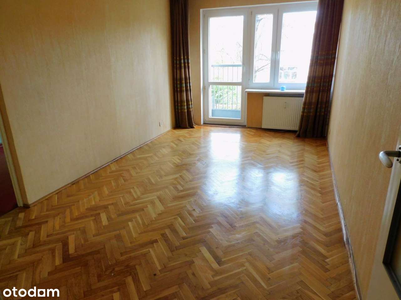 os. Kosmonautów, 4 pokoje + ogródek