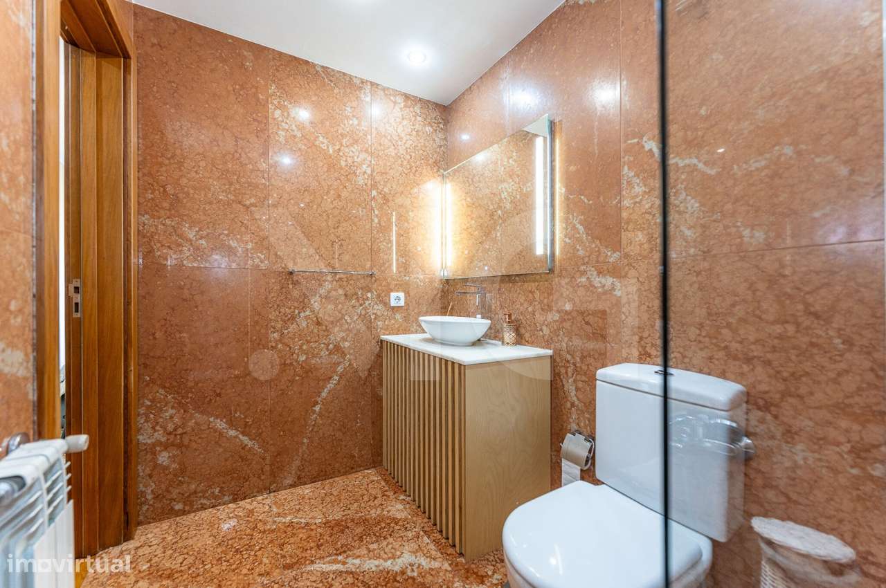 T3 Centro Matosinhos,Condomínio fechado,com varandas, garagem,arrumos-37