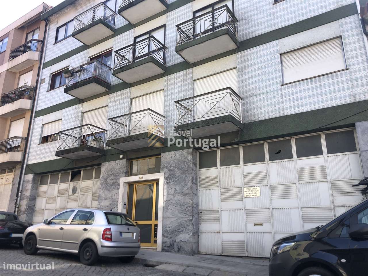 Loja/Pavilhão com 700m² na zona da CONSTITUIÇÃO-7