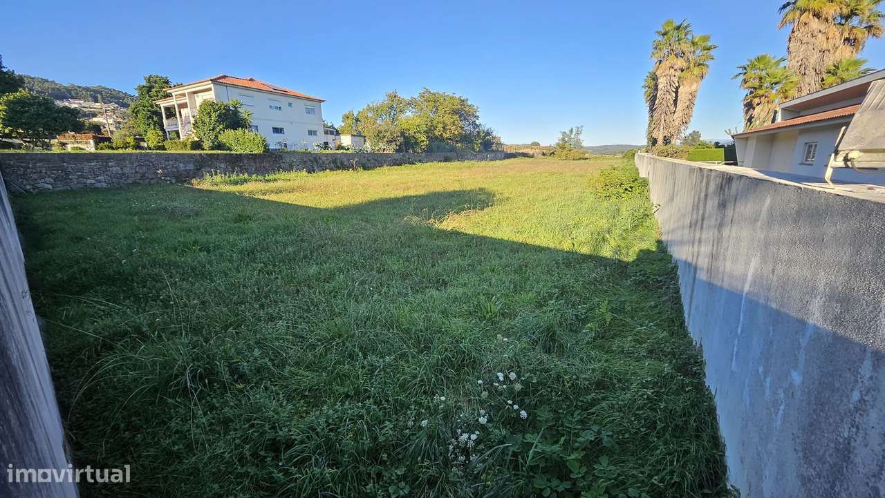 TERRENO EXCELENTE LOCALIZAÇÃO - Grande imagem: 5/10