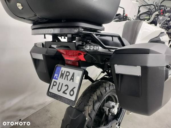 Benelli TRK 502 - 10