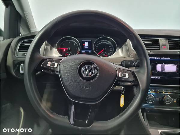 Volkswagen Golf VII 1.6 TDI BMT Comfortline - 10