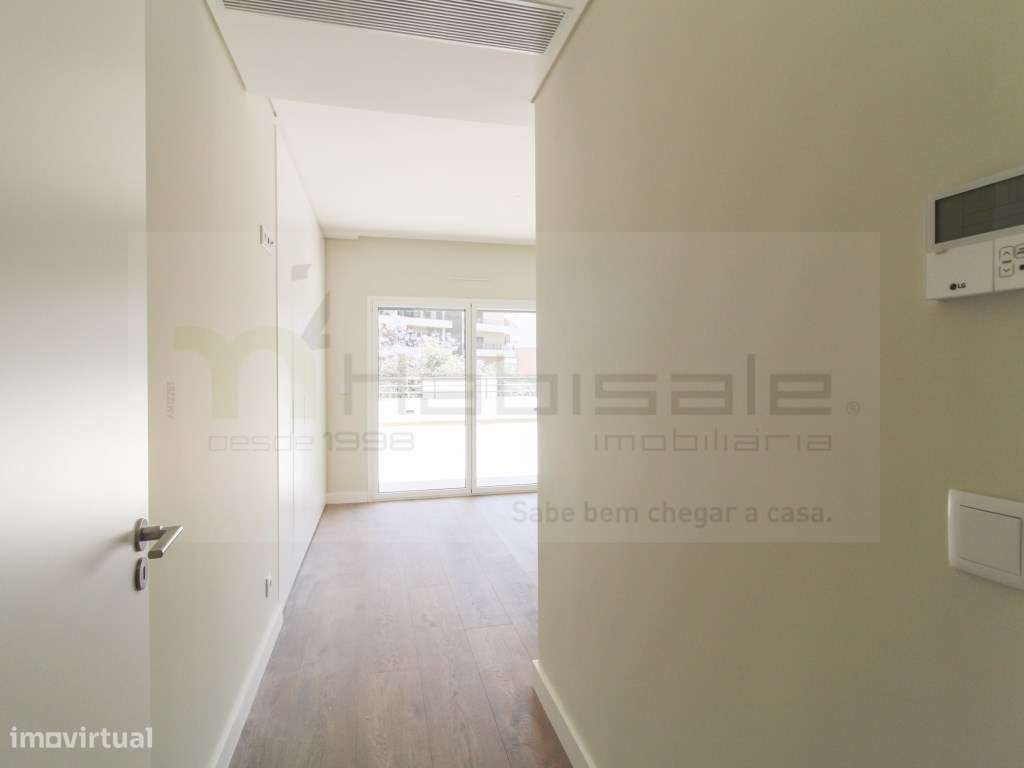 T3 + 1 com terraço, nas Colinas do Cruzeiro!-16