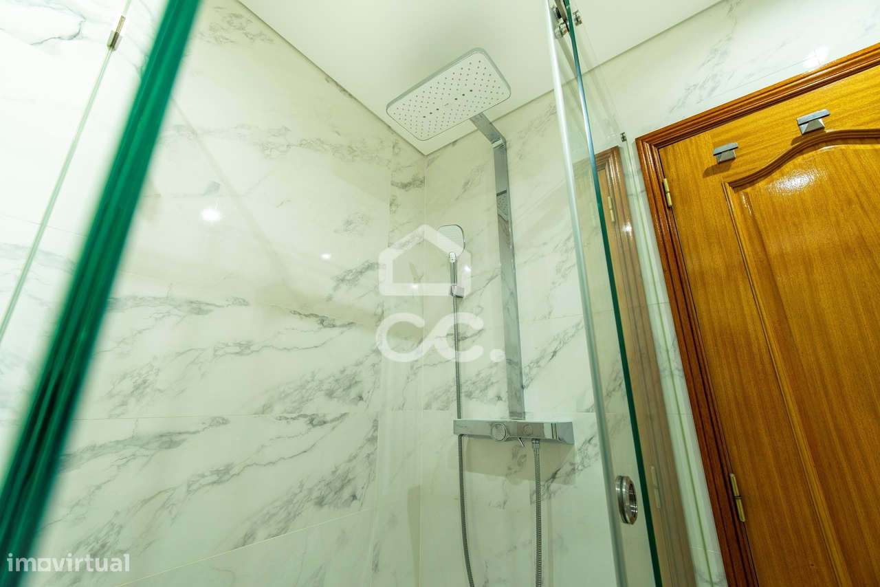Apartamento T2 no Centro de Cacém-13