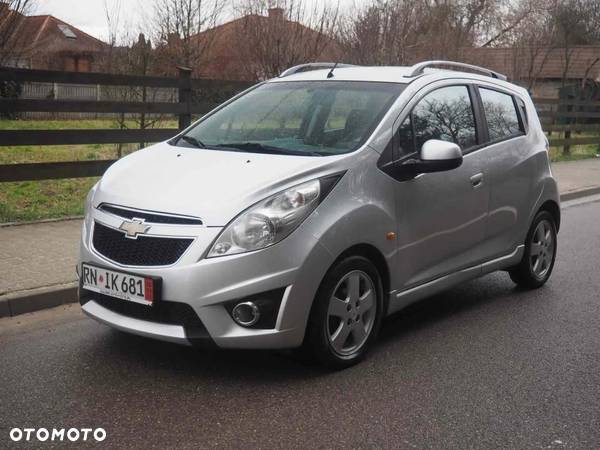 Chevrolet Spark 1.2 LTZ - 9