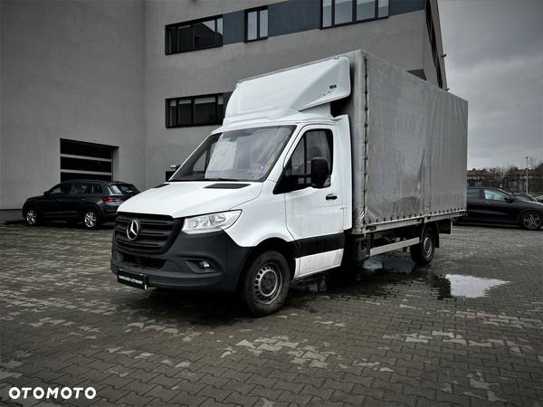 Mercedes-Benz Sprinter - 2