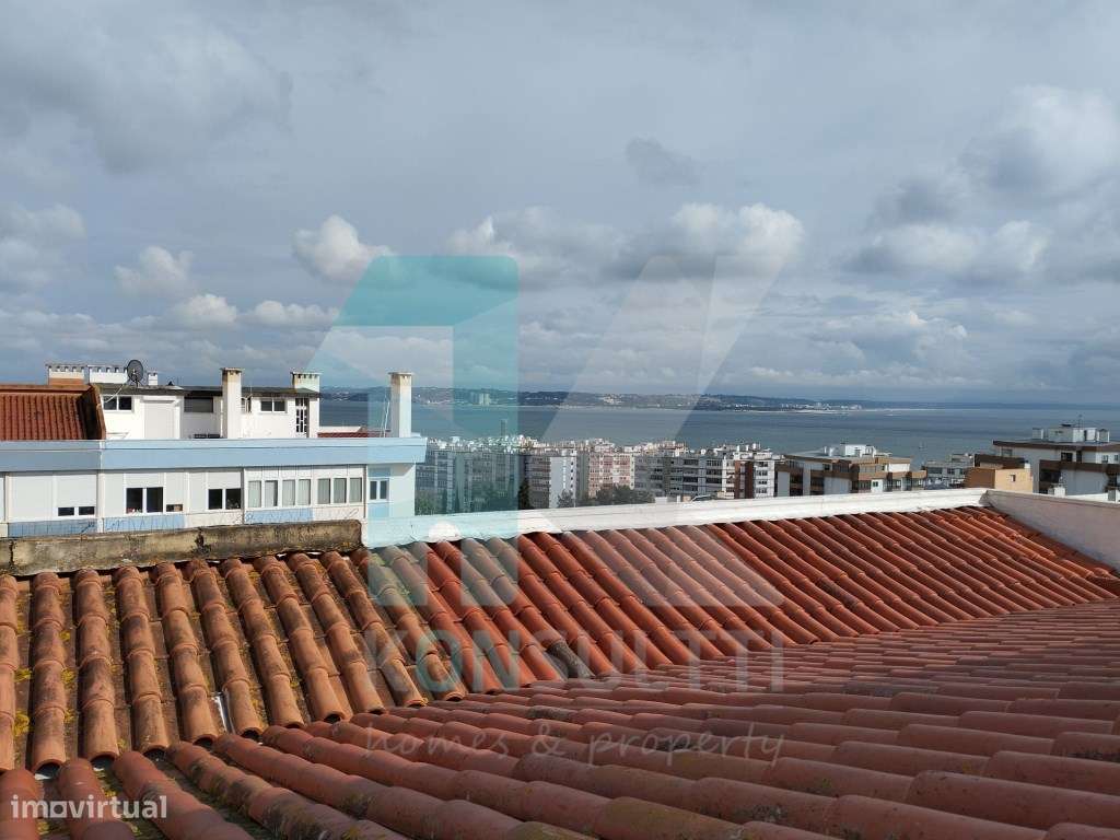Apartamento T1 com vista Rio/Mar - Oeiras - Grande imagem: 2/29