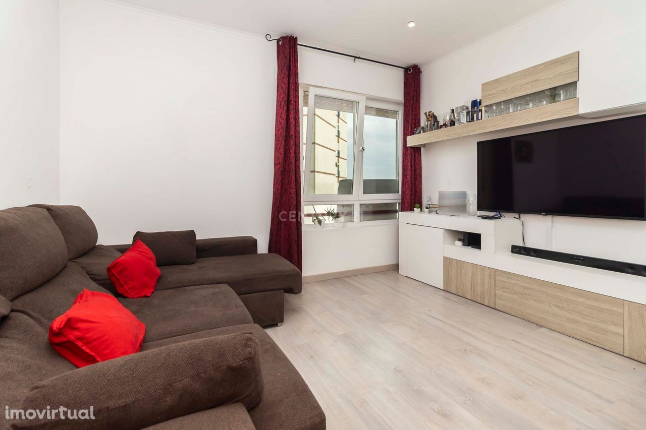 Apartamento T2 na  Reboreda